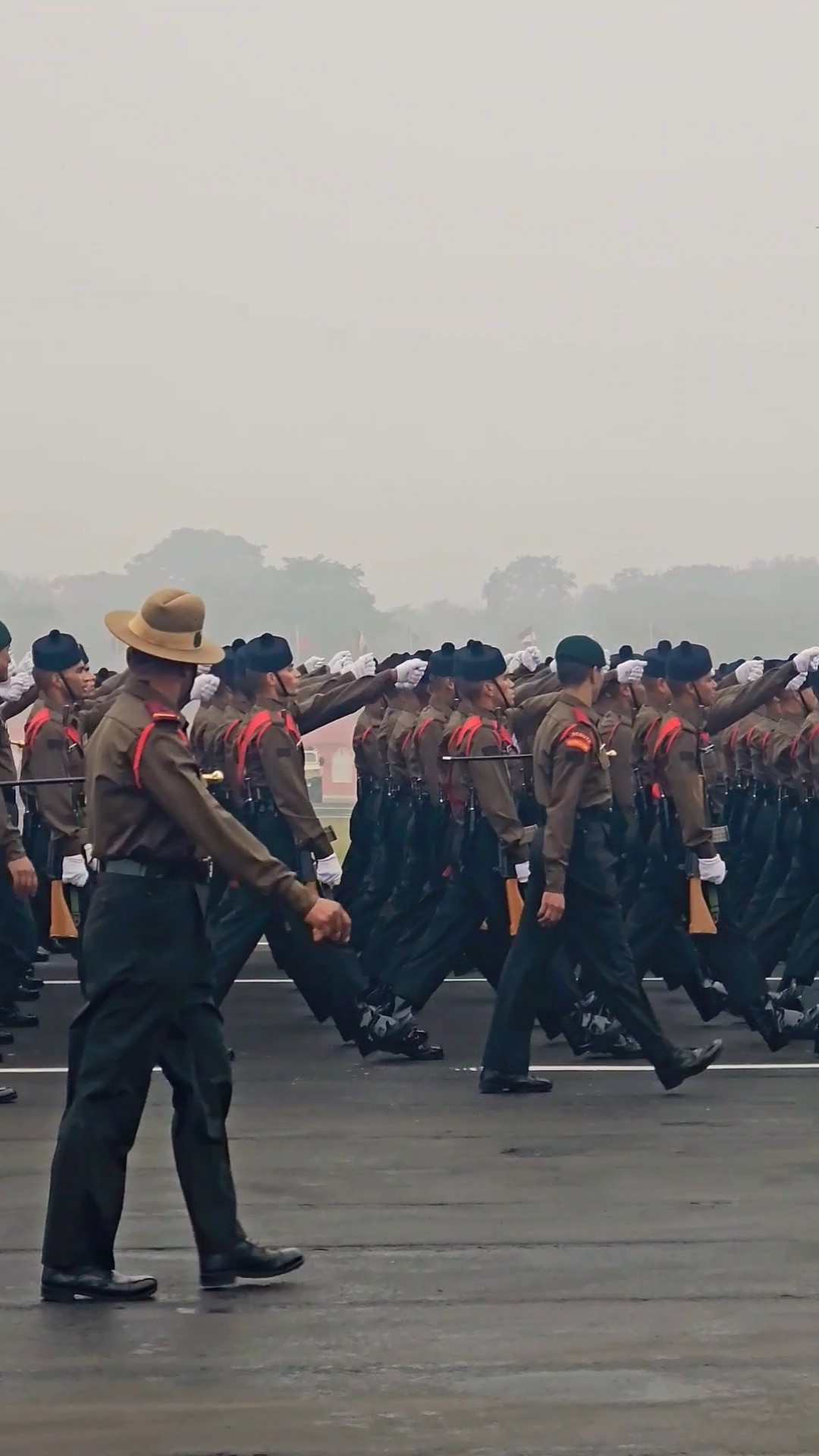 AYE WATAN (26 january ki taiyariya suru) #army #parade #viralvideo